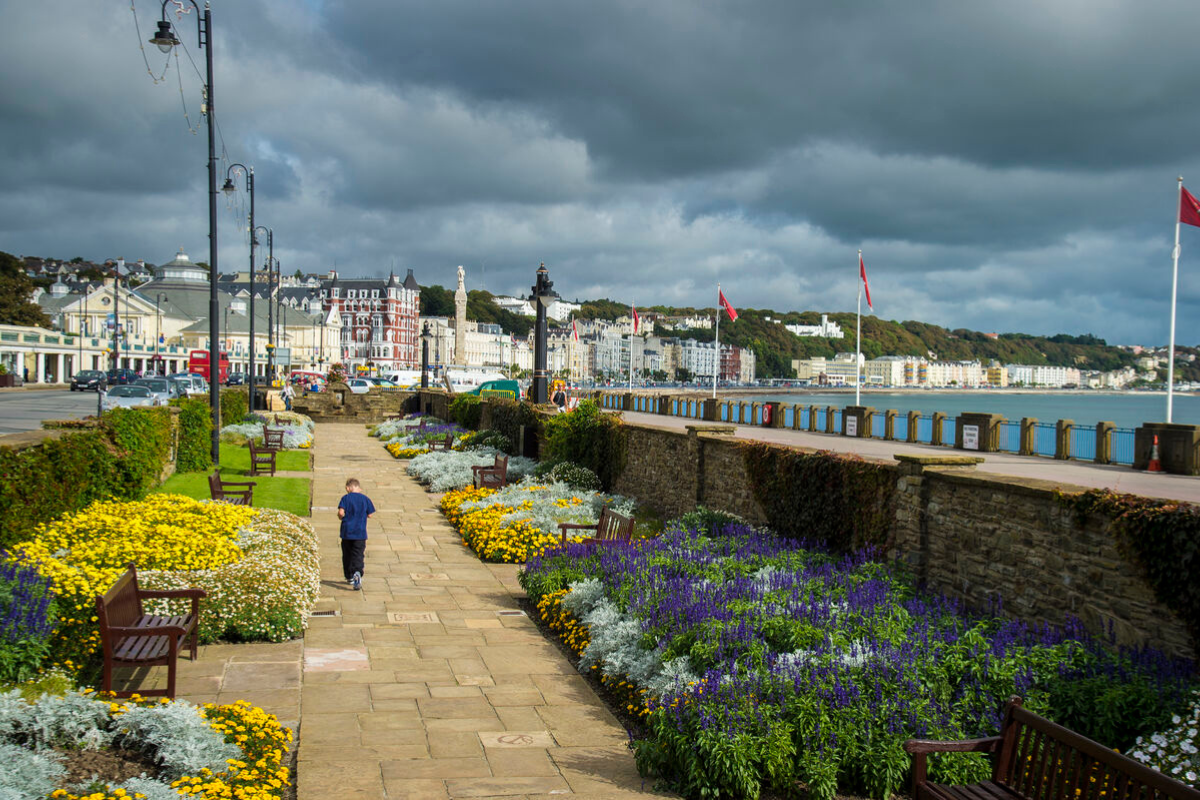 Douglas Promenade