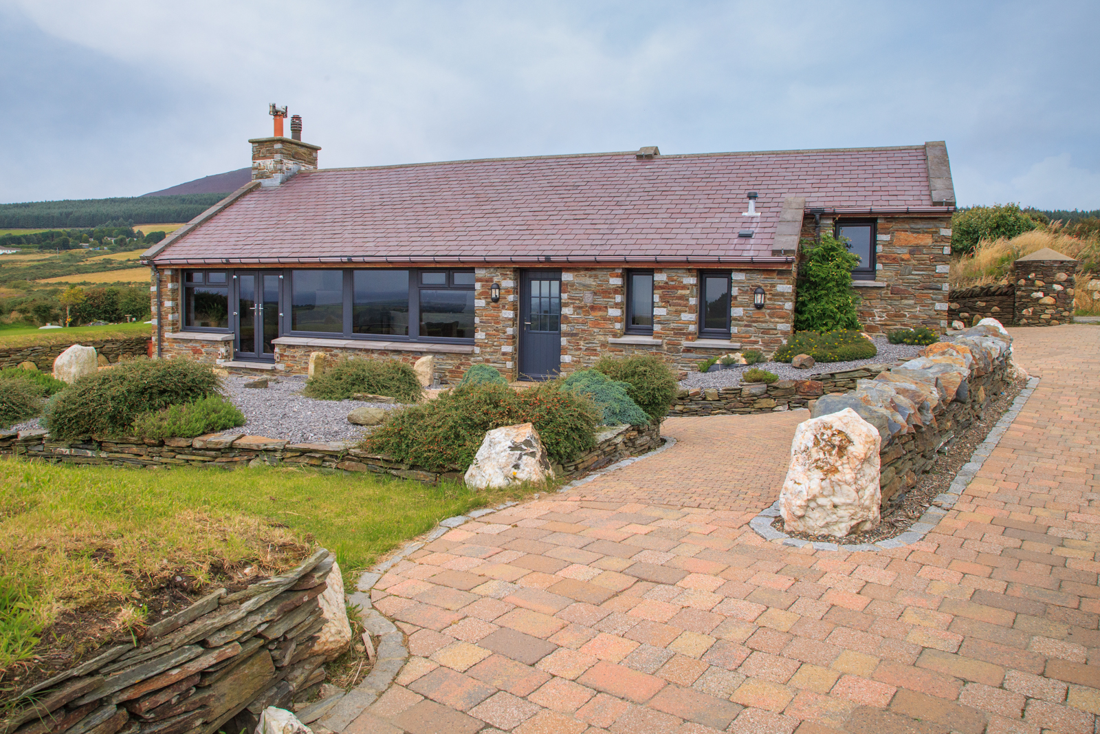 Cosy self-catering accommodation Isle of Man Clougher Cottage