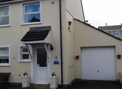 Peach Tree Cottage Self Catering In Port Erin Port Erin Trade