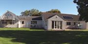 Panoramic rear view of the Beg and House