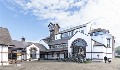 An image of the House of Manannan from the front of the building.